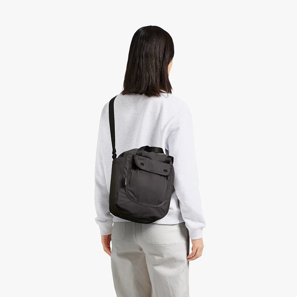 Cinch Bucket Bag 9L by Bellroy