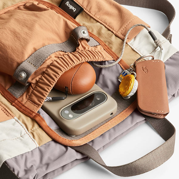 Cinch Bucket Bag 9L by Bellroy
